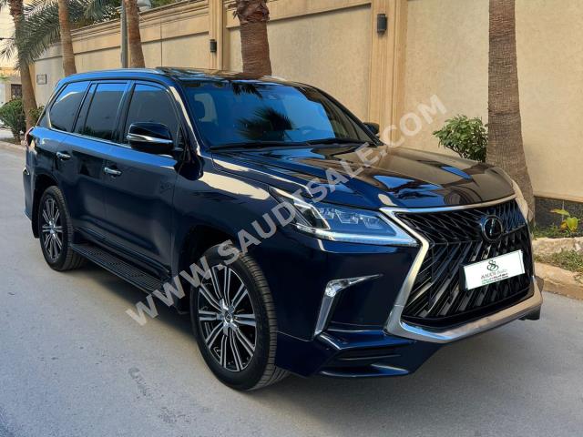 2020 لكزس إل إكس 570 اس