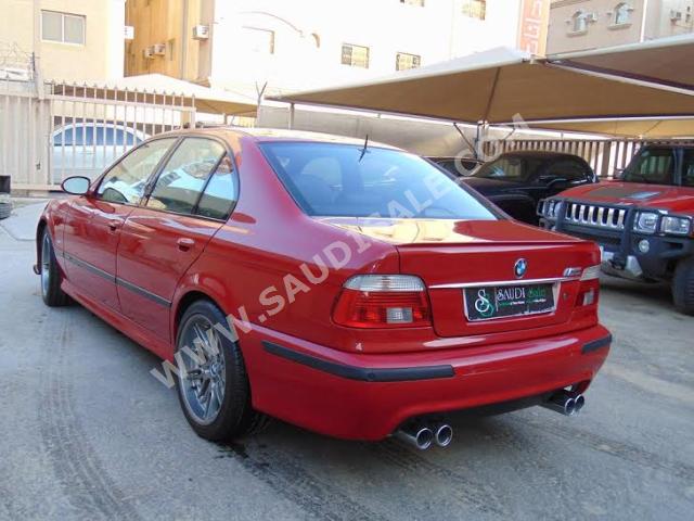 2003 بي ام دبليو الفئة ام إم 5