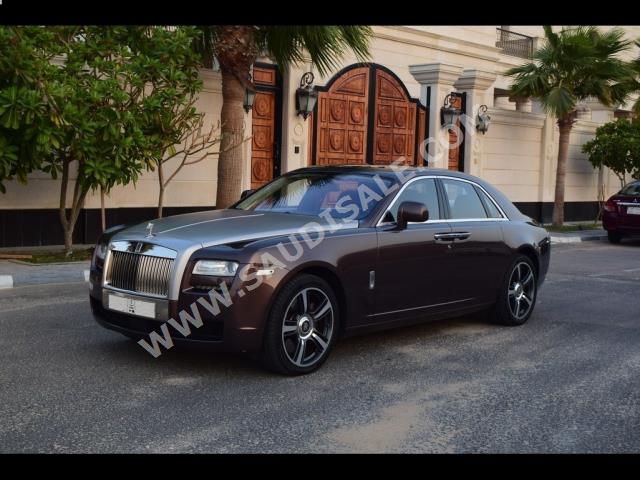 2010 رولز رويس قوست