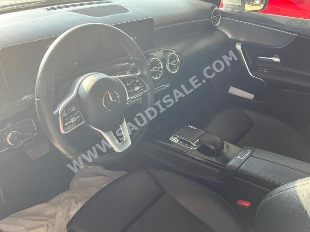 2020 مرسيدس - بنز أي 200