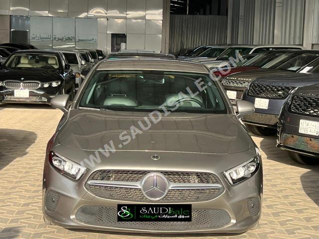 2020 مرسيدس - بنز أي 200