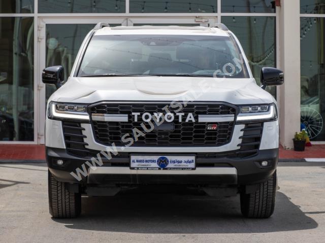 2022 تويوتا لاند كروزر جي ار سبورت