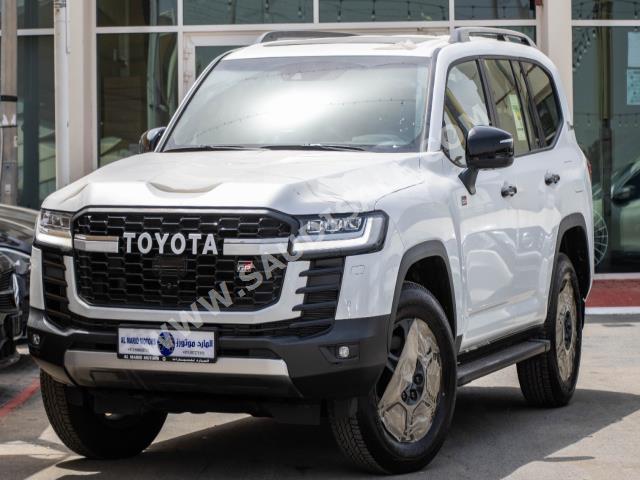 2022 تويوتا لاند كروزر جي ار سبورت