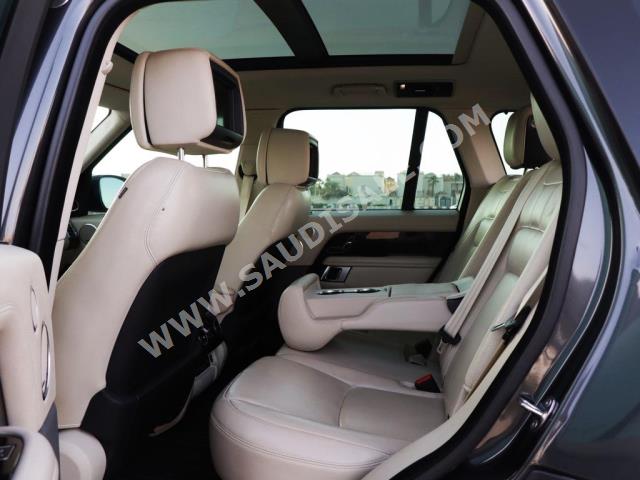 2019 لاند روفر رينج روفر فوج