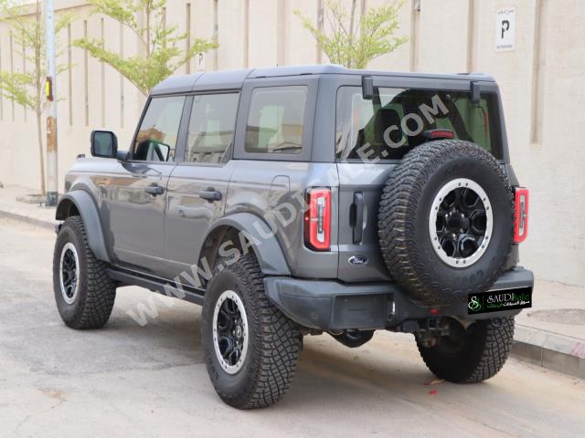 2021 فورد برونكو باد لاندس