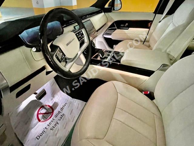 2023 لاند روفر رينج روفر اتش اس اي