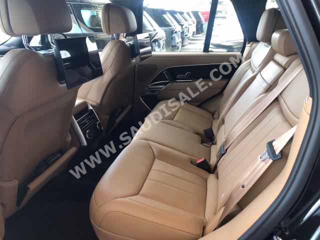 2023 لاند روفر رينج روفر اتش اس اي