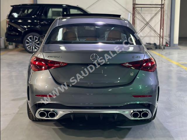 2023 مرسيدس - بنز سي 43 أي إم جي