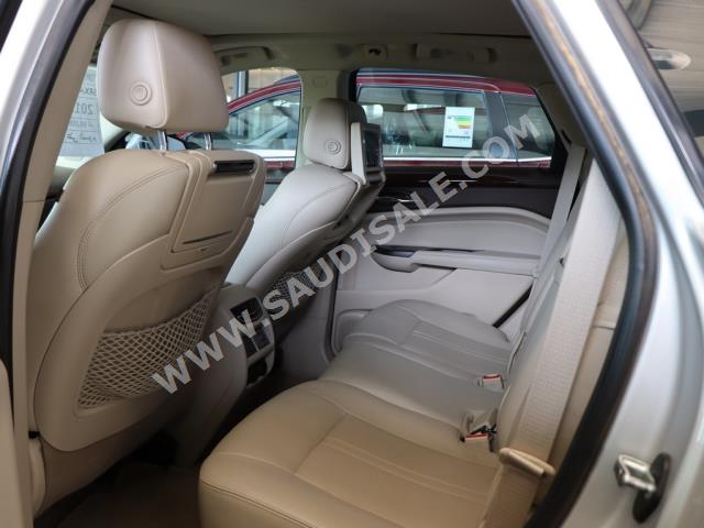 2013 كاديلاك اس ار اكس -4