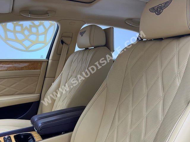 2015 بنتلي كونتيننتل فلاينج سبير