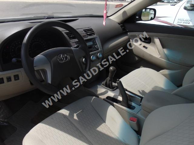 2011 تويوتا كامري