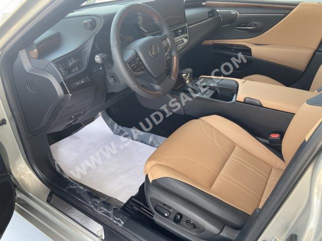 2022 Lexus ES 350 DD