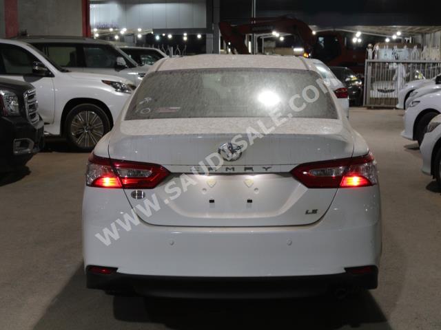 2019 Toyota Camry LE