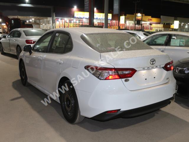 2019 Toyota Camry LE