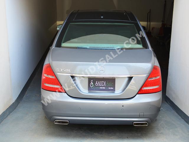 2010 مرسيدس - بنز إس 350