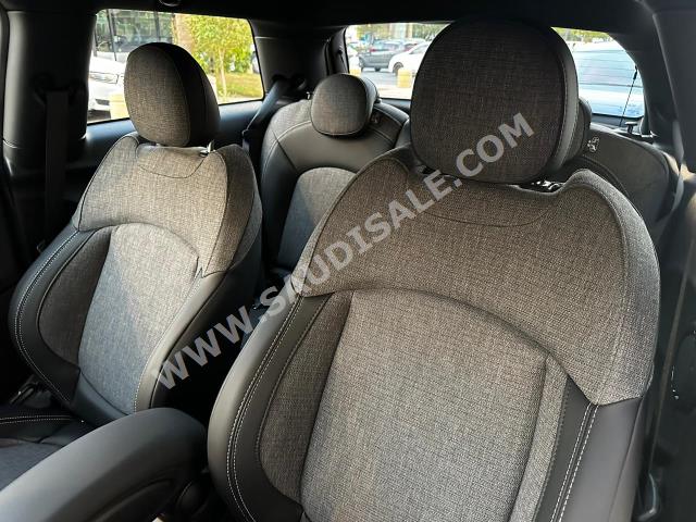 2023 ميني كوبر