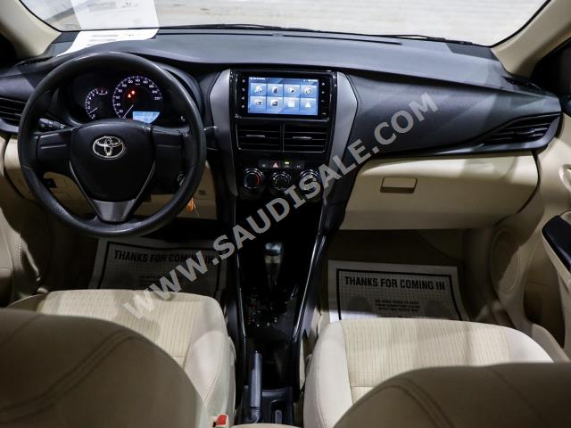 2022 تويوتا ياريس