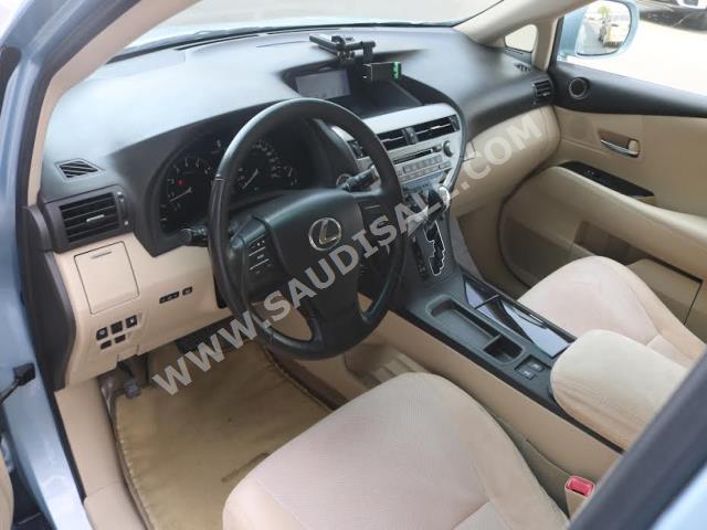 2010 لكزس أر إكس 350