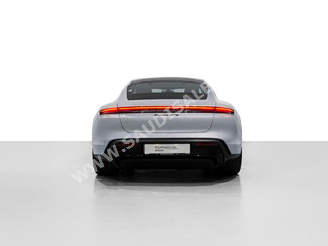 2023 بورش تايكان جي تي اس