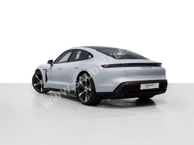 2023 بورش تايكان جي تي اس