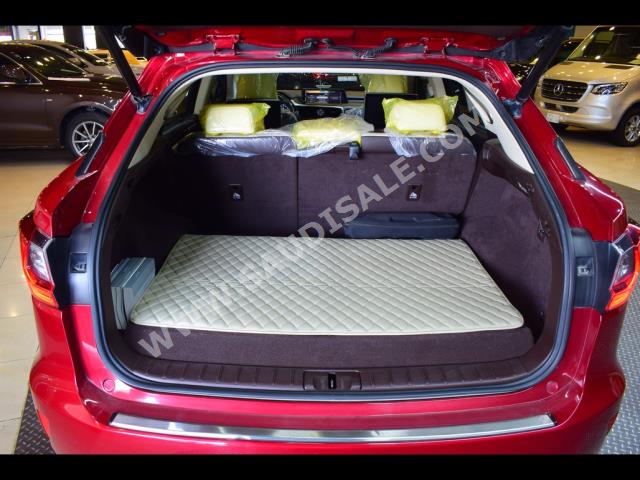 2016 لكزس أر إكس 350