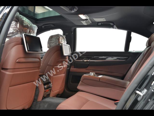 2015 بي ام دبليو الفئة السابعة 740 إل أي