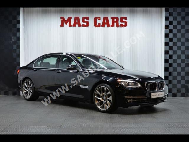 2015 بي ام دبليو الفئة السابعة 740 إل أي