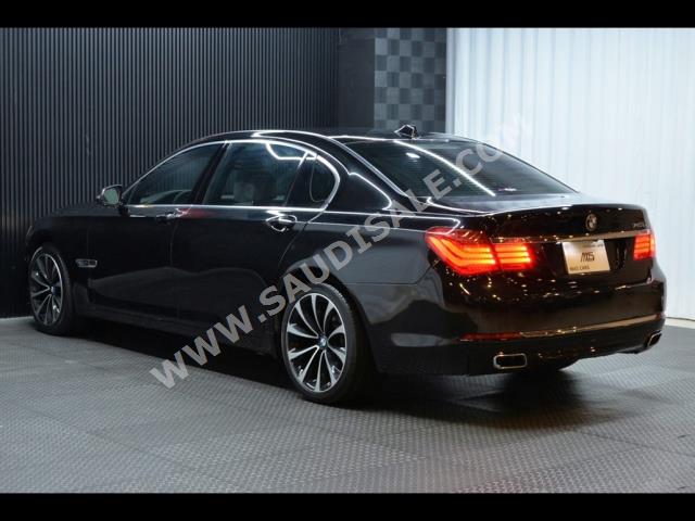 2015 بي ام دبليو الفئة السابعة 740 إل أي