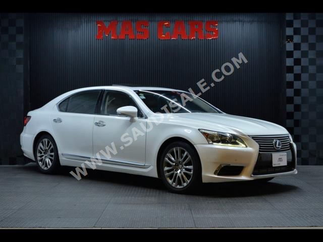 2013 لكزس إل إس 460 إل