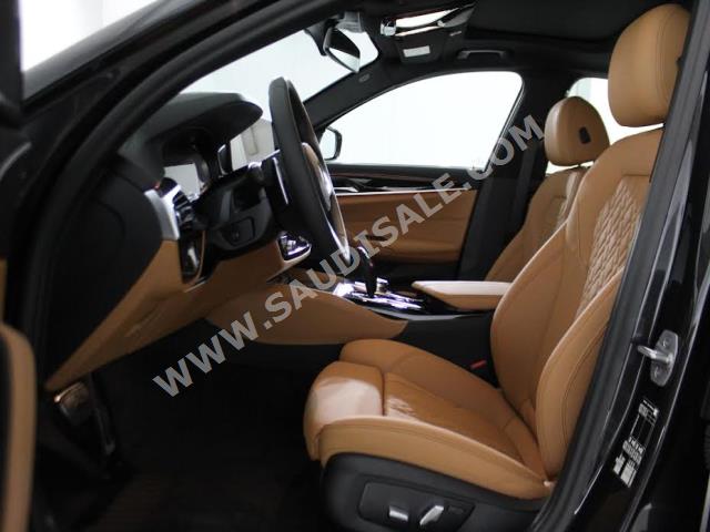 2023 بي ام دبليو الفئة الخامسة 530 أي