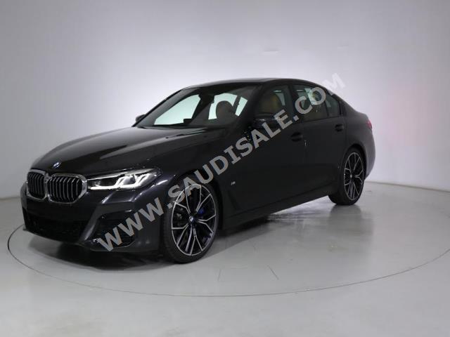 2023 بي ام دبليو الفئة الخامسة 530 أي