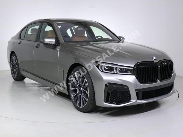 2022 بي ام دبليو الفئة السابعة 730 إل أي