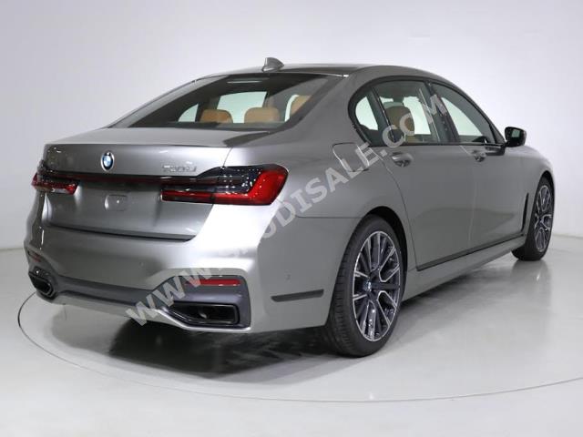 2022 بي ام دبليو الفئة السابعة 730 إل أي