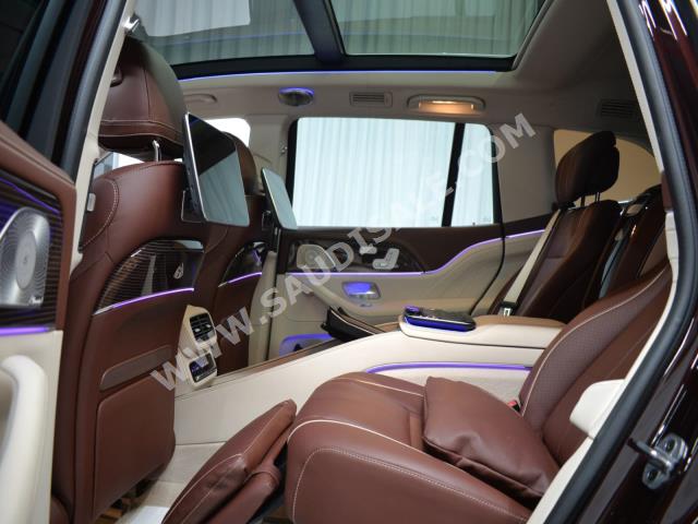 2023 مرسيدس - بنز جي إل إس 600 مايباخ