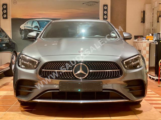 2021 مرسيدس - بنز إي 300 أي إم جي