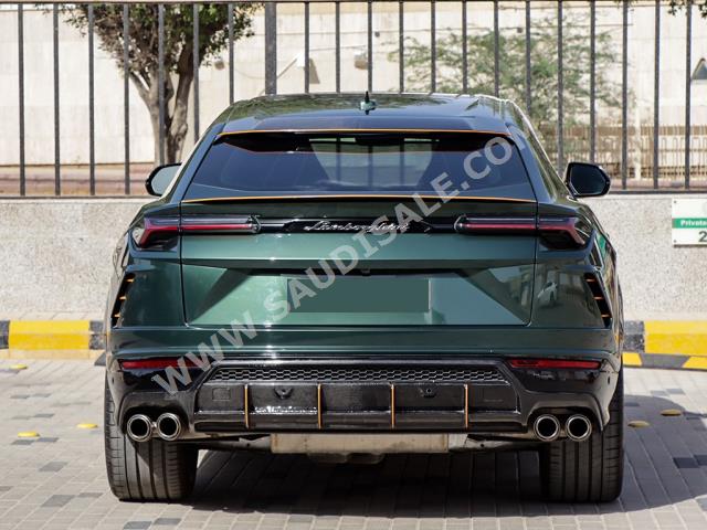 2022 لمبرجيني اوروس