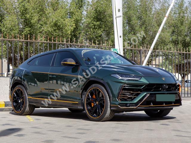 2022 لمبرجيني اوروس