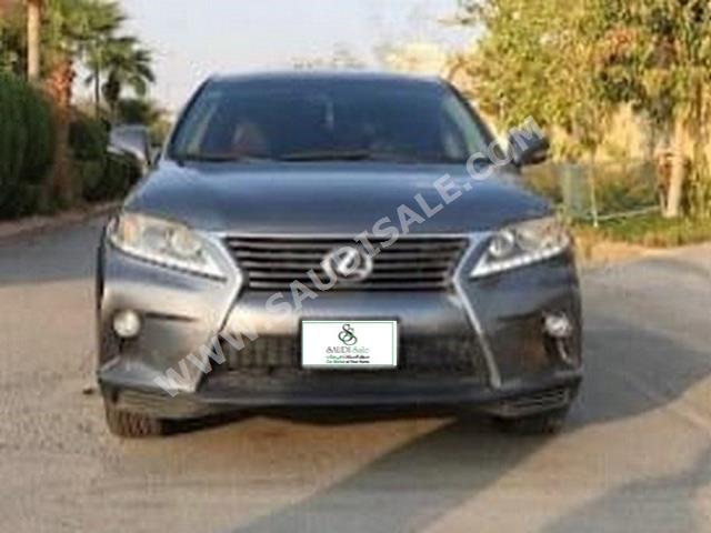 2015 لكزس أر سي 350