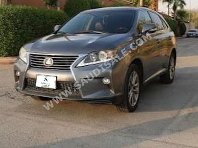 2015 لكزس أر سي 350