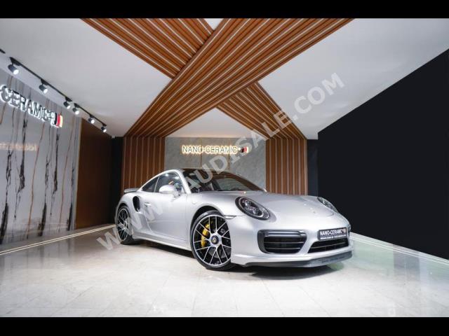 2017 بورش 911 توربو اس