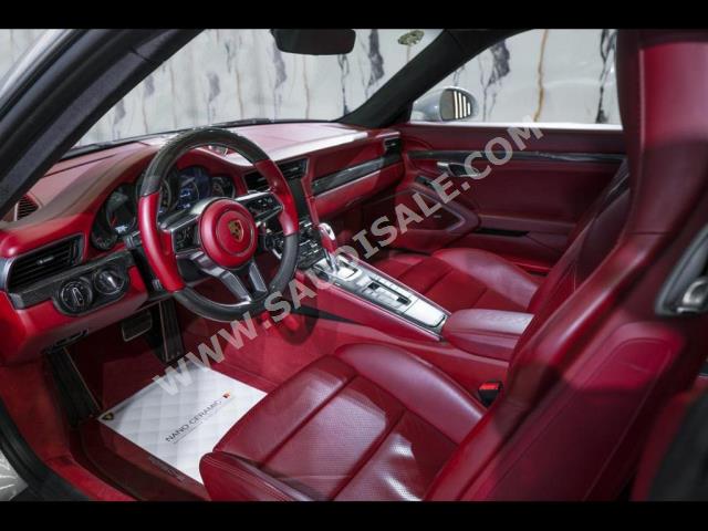 2017 بورش 911 توربو اس