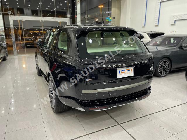 2023 لاند روفر رينج روفر اتش اس اي