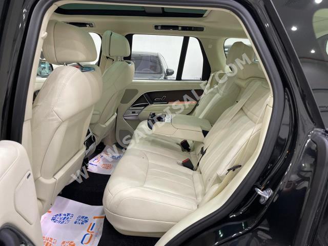 2023 لاند روفر رينج روفر اتش اس اي