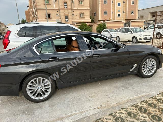 2020 بي ام دبليو الفئة الخامسة 520 أي