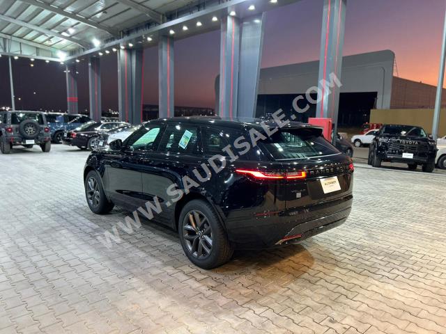 2024 لاند روفر رينج روفر فيلار أر - دايناميك