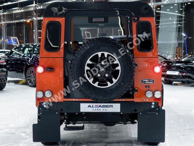 2016 Land Rover Defender 90