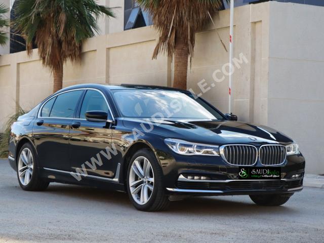 2016 بي ام دبليو الفئة السابعة 750 إل أي