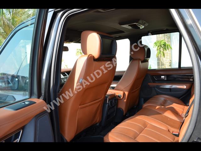 2012 لاند روفر رينج روفر سوبر تشارج