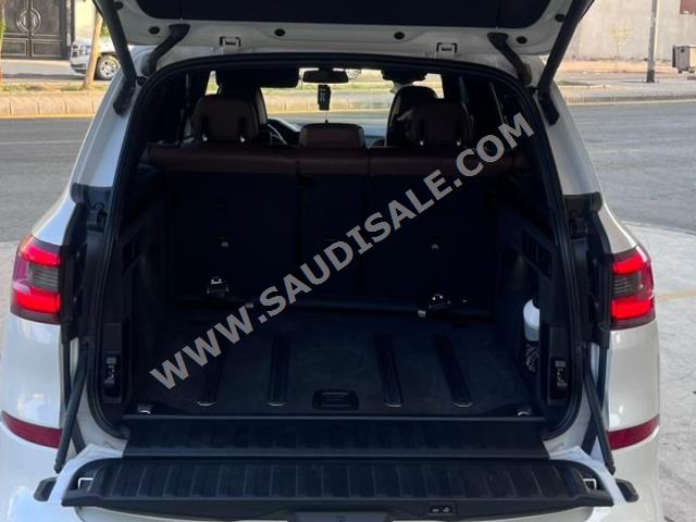 2019 بي ام دبليو الفئة اكس 5