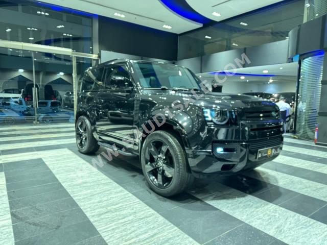 2021 لاند روفر ديفيندر اتش اس اي